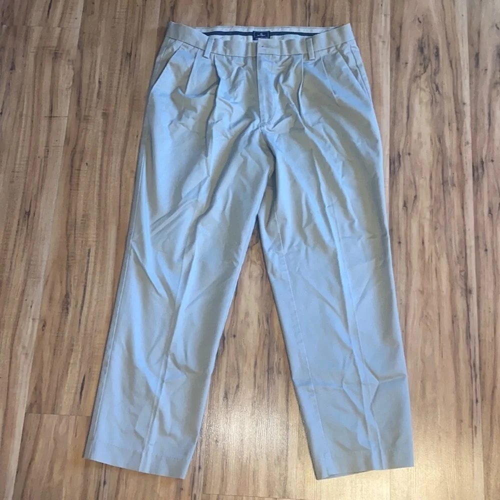 Dockers D3 Classic Fit dress pants Mens size 36X30x Khaki